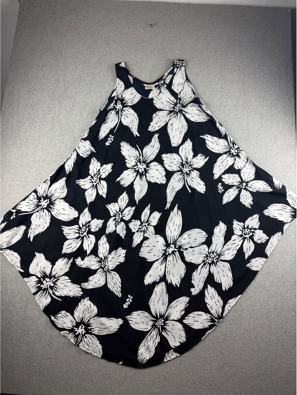 Exist One Size Black White Floral coverup Oversized Balloon Hem Boho Lagenlook